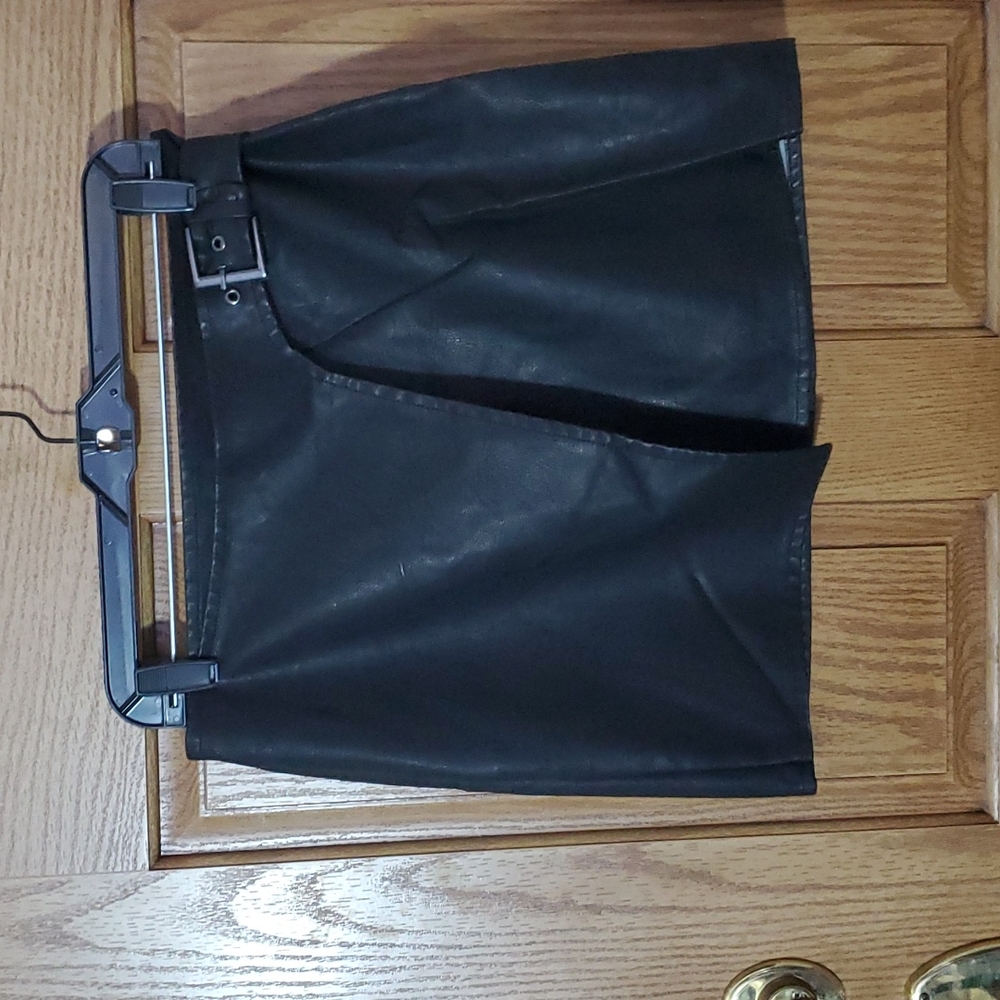 Jack by BB Dakota black vegan leather skirt